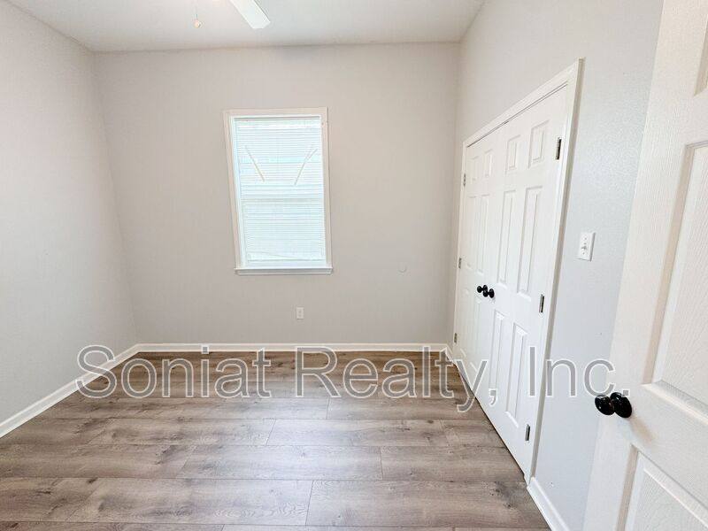 House for rent at 9000 Edinburgh St, New Orleans, LA 70118