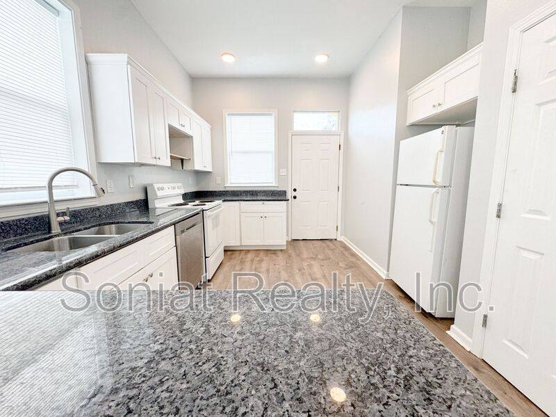 House for rent at 9000 Edinburgh St, New Orleans, LA 70118