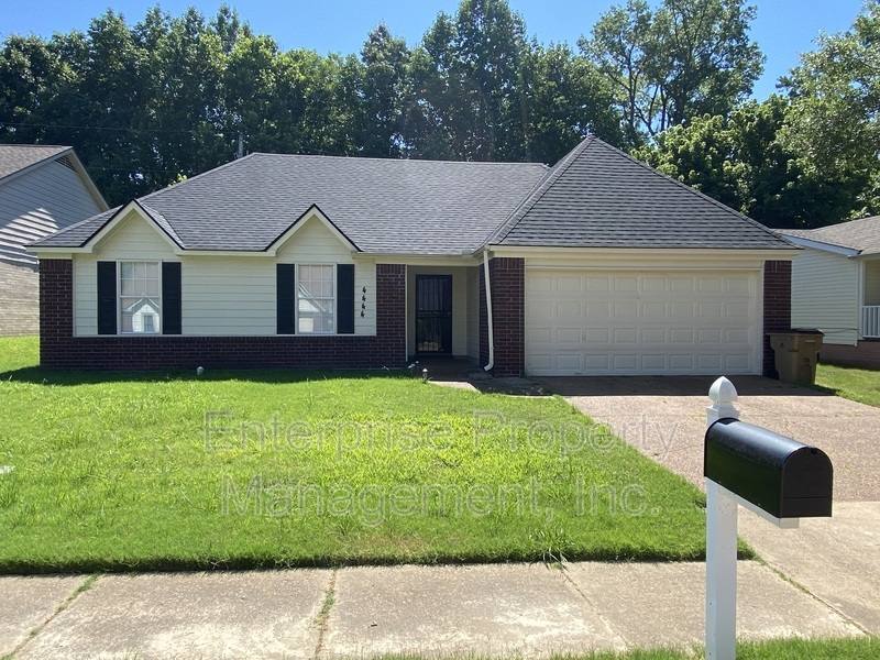 House for rent at 4444 Longtree Cove, Memphis, TN 38128