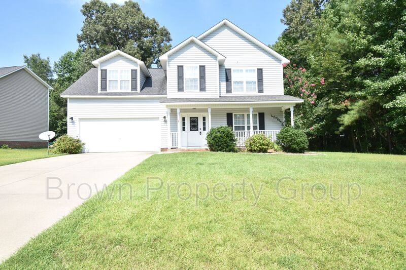 House for rent at 165 Pender Rd, Spring Lake, NC 28390