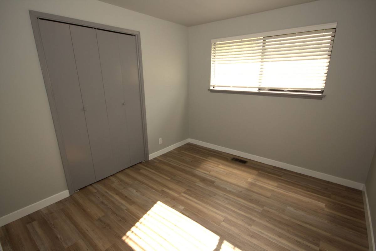 House for rent at 17932 51st Ave S, Seattle, WA 98188