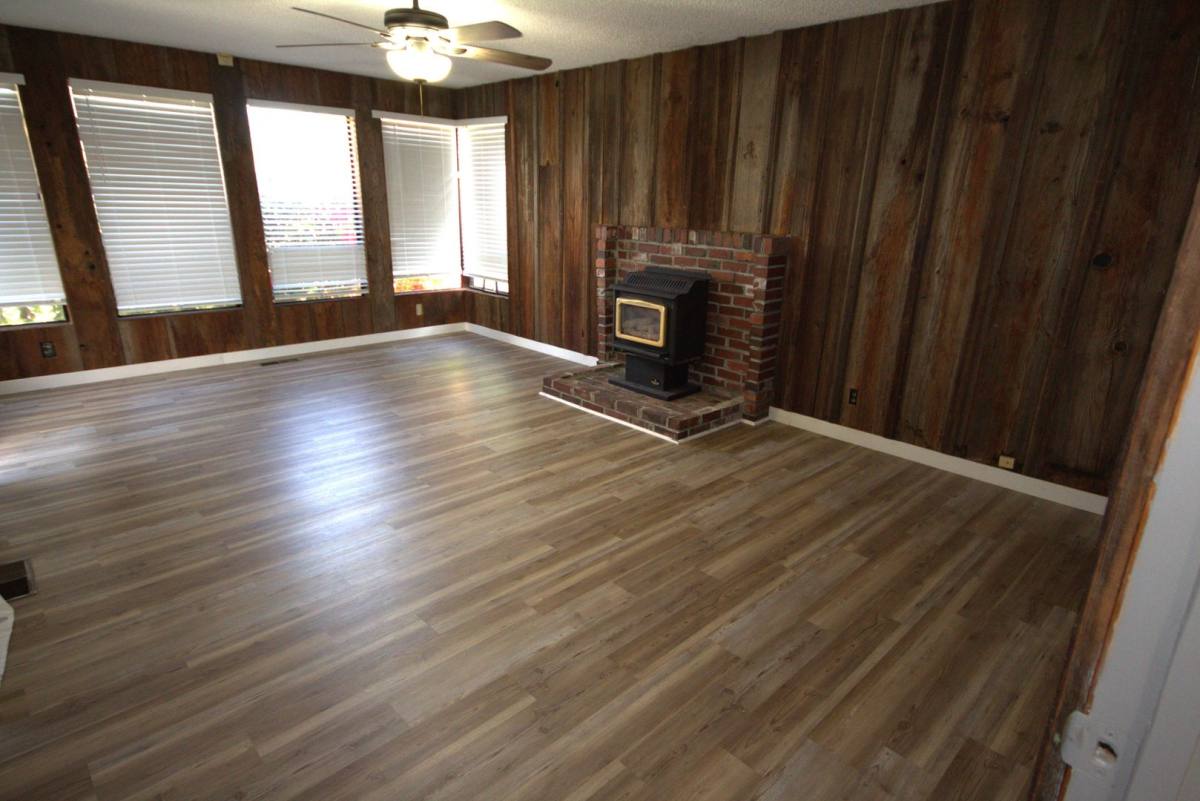 House for rent at 17932 51st Ave S, Seattle, WA 98188