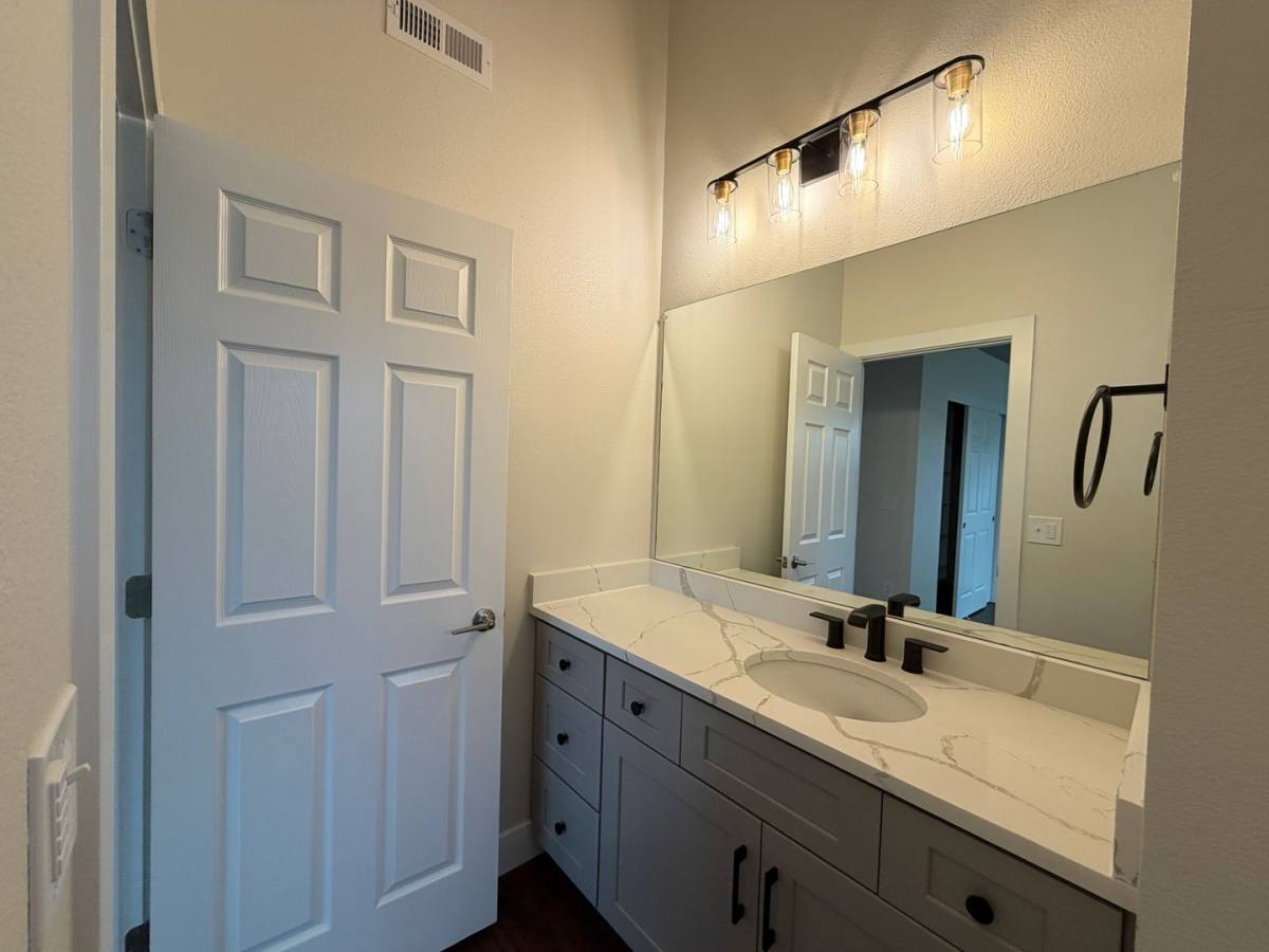 Condo for rent at 3258 S Zeno Court, Aurora, CO 80013