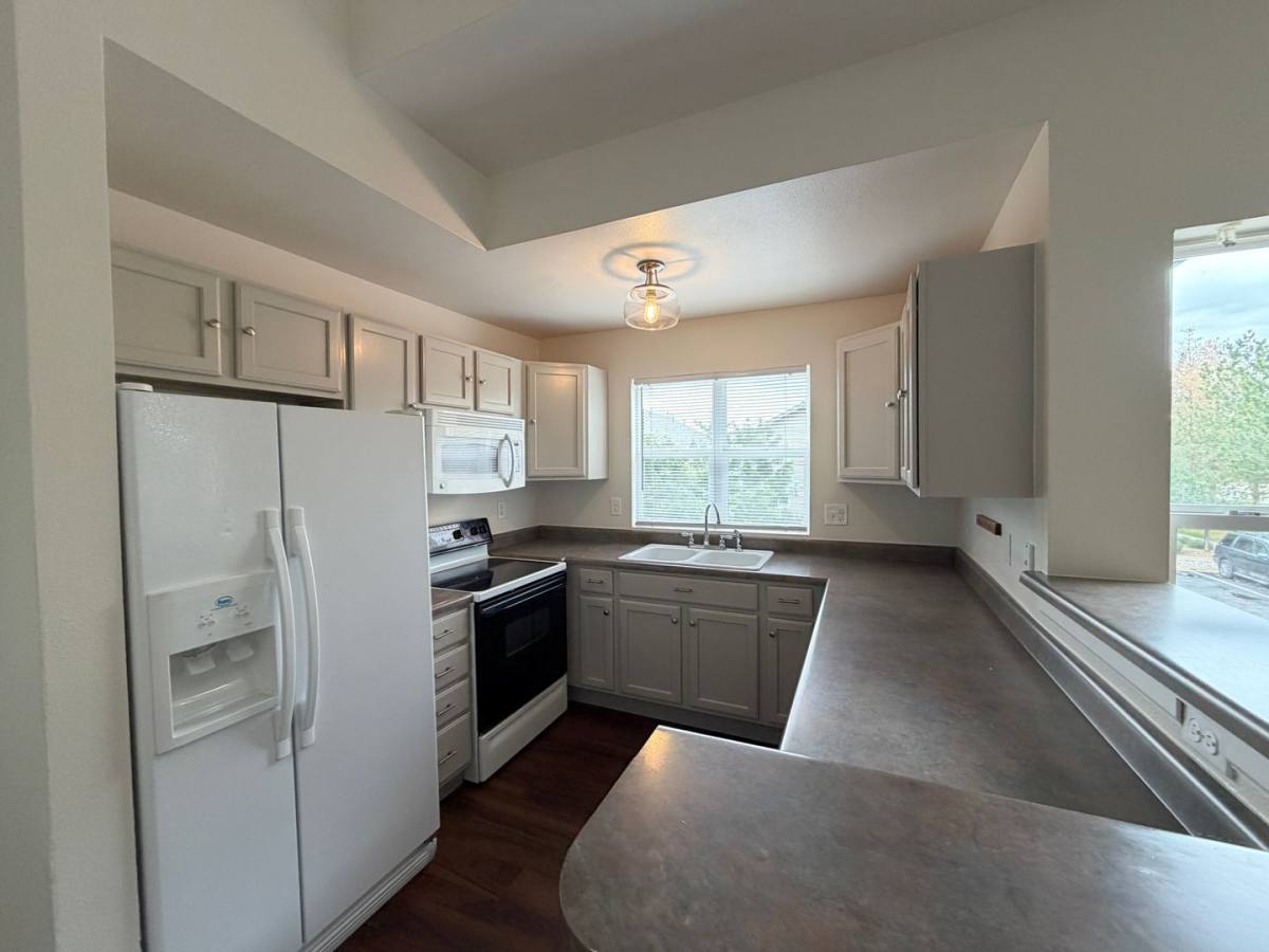 Condo for rent at 3258 S Zeno Court, Aurora, CO 80013
