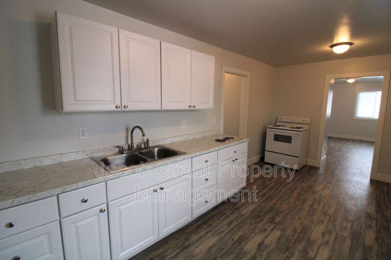 House for rent at 1310 Lake Ave, Idaho Falls, ID 83402