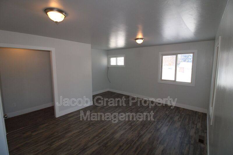 House for rent at 1310 Lake Ave, Idaho Falls, ID 83402