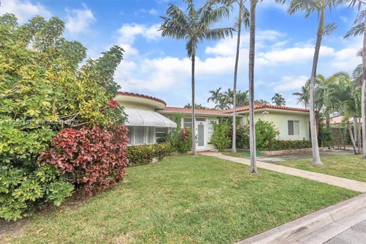 House for rent at 625 93rd St, Miami Beach, FL 33154
