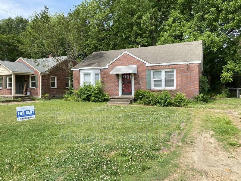 House for rent at 605 Houston St, Memphis, TN 38111