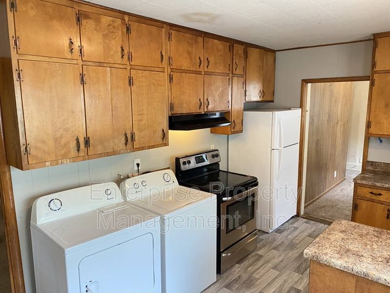 House for rent at 605 Houston St, Memphis, TN 38111