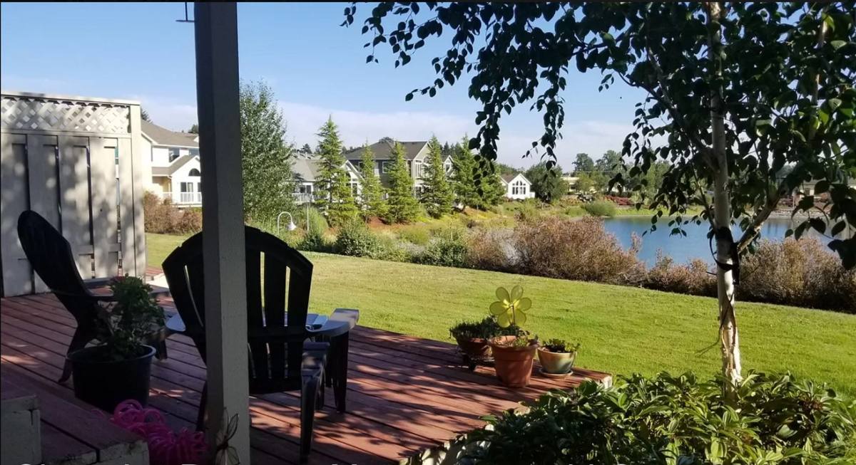 Apartment for rent at 292-298 Crystal Springs Lane N, Salem, OR 97303