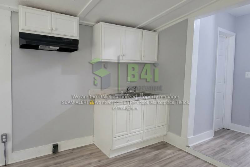 House for rent at 705 Barnesville St, Thomaston, GA 30286