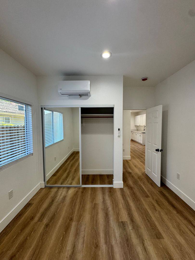 Apartment for rent at 5201 E Anaheim Rd, Long Beach, CA 90815