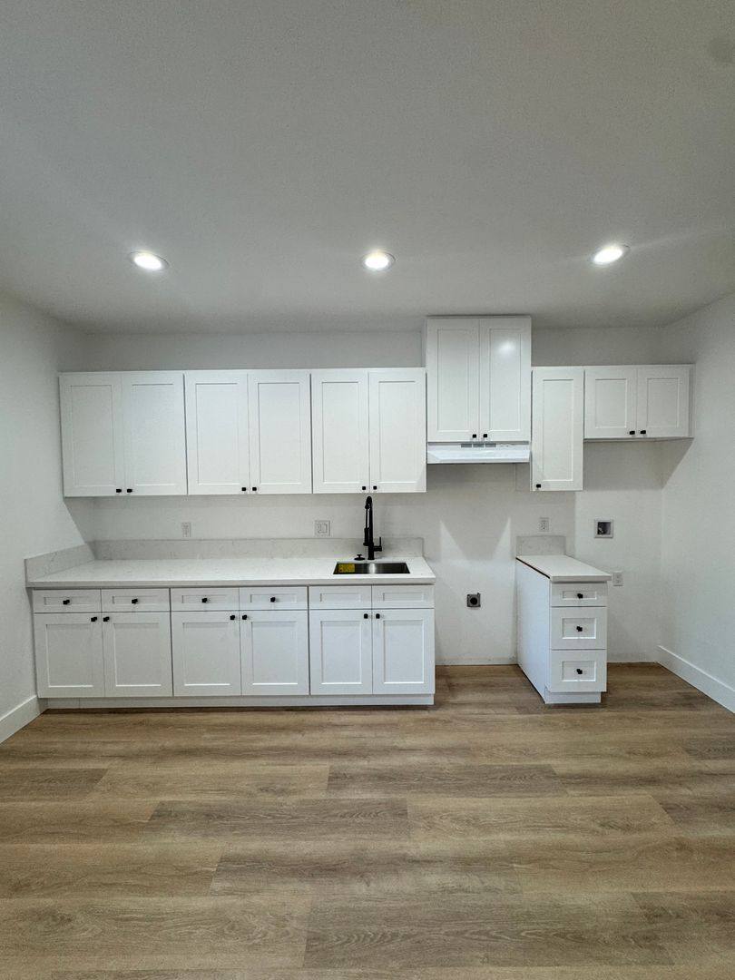 Apartment for rent at 5201 E Anaheim Rd, Long Beach, CA 90815