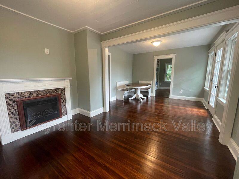 House for rent at 13 N Main St, Lowell, MA 01851