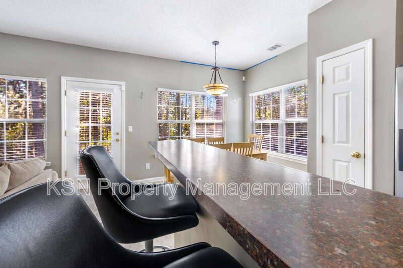 Townhouse for rent at 13 Orchid Lane, Savannah, GA 31419