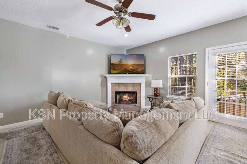 Townhouse for rent at 13 Orchid Lane, Savannah, GA 31419