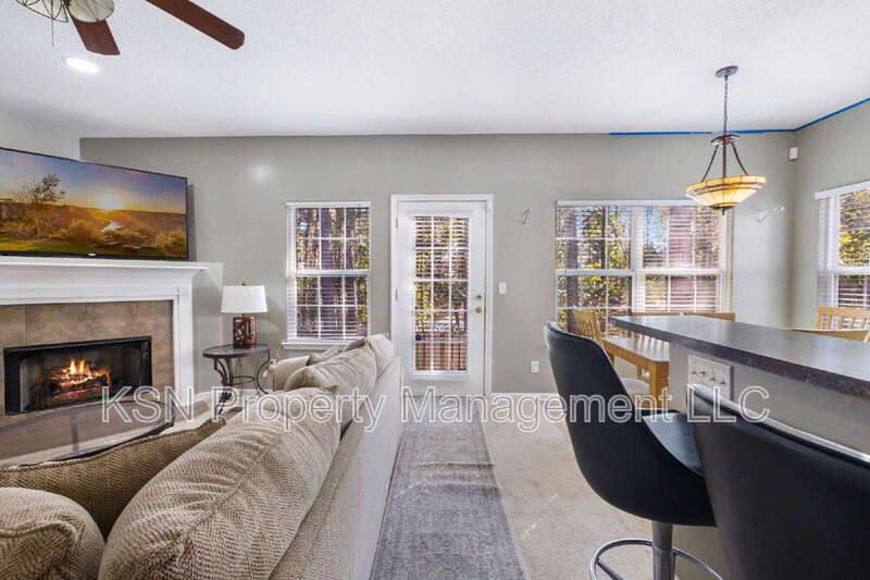 Townhouse for rent at 13 Orchid Lane, Savannah, GA 31419