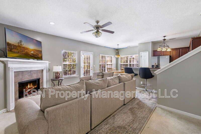 Townhouse for rent at 13 Orchid Lane, Savannah, GA 31419