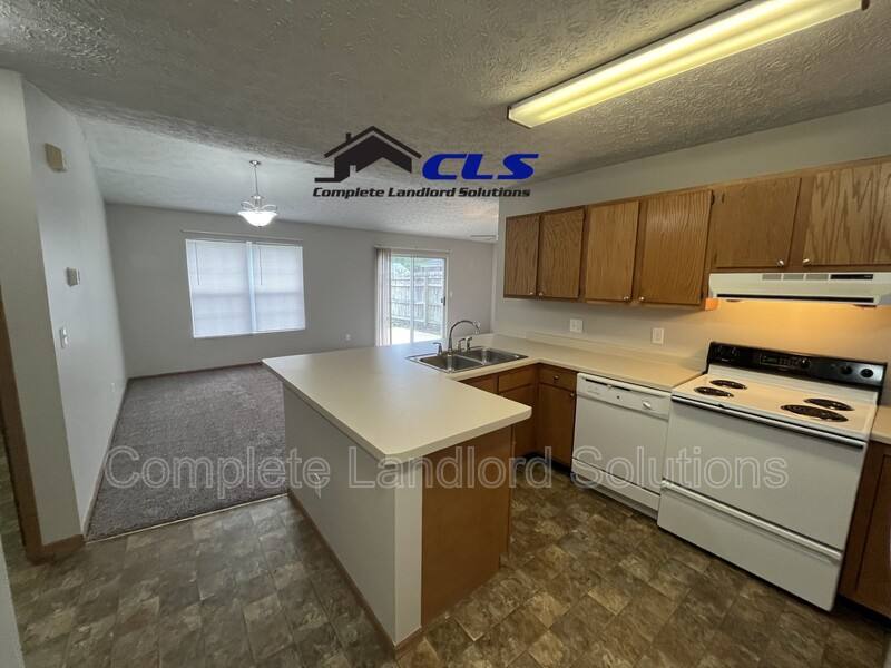 Apartment for rent at 567 Farrington St, Terre Haute, IN 47807