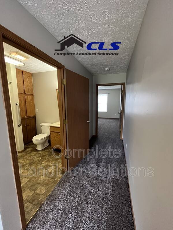 Apartment for rent at 567 Farrington St, Terre Haute, IN 47807