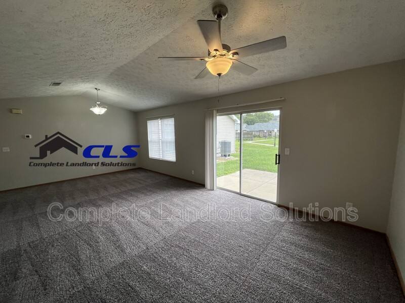 Apartment for rent at 567 Farrington St, Terre Haute, IN 47807