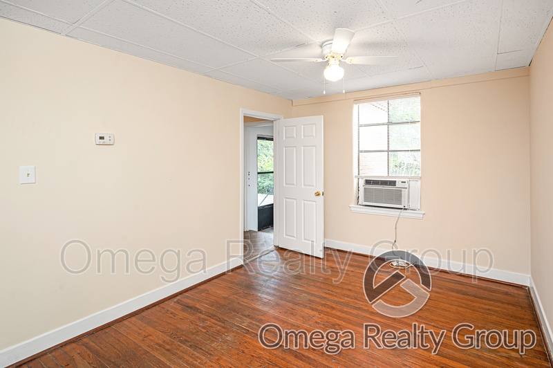 Apartment for rent at 901 9th Ave #7, Jasper, AL 35501