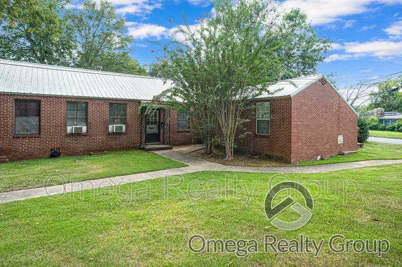 Apartment for rent at 901 9th Ave #7, Jasper, AL 35501