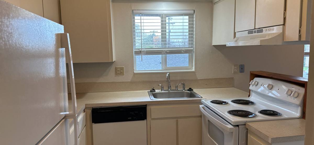 Apartment for rent at 730 32nd Ave SE, Albany, OR 97322