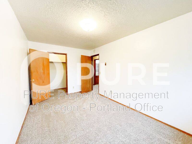 Apartment for rent at 1123 SE 27th Ave, Portland, OR 97214