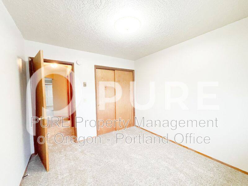 Apartment for rent at 1123 SE 27th Ave, Portland, OR 97214
