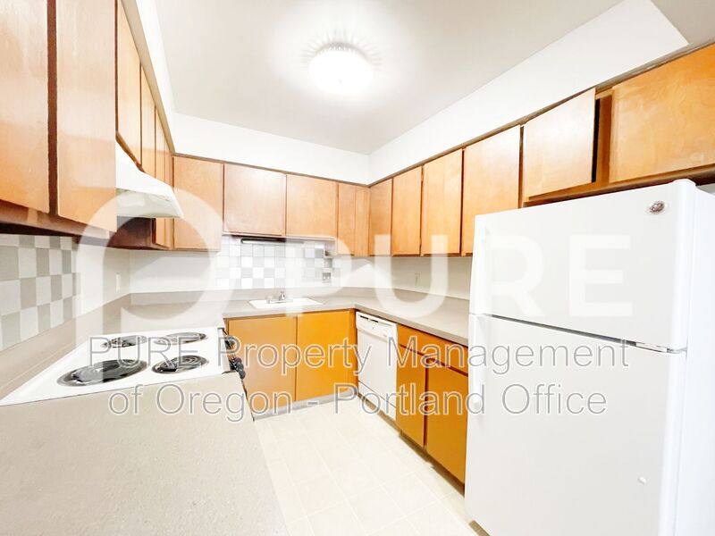 Apartment for rent at 1123 SE 27th Ave, Portland, OR 97214
