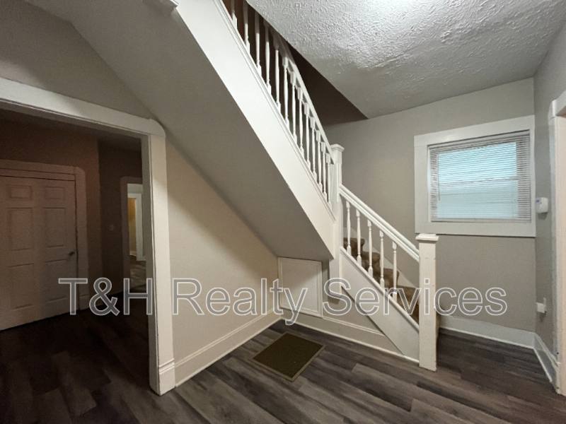 Apartment for rent at 2116 Woodlawn Ave, Indianapolis, IN 46203