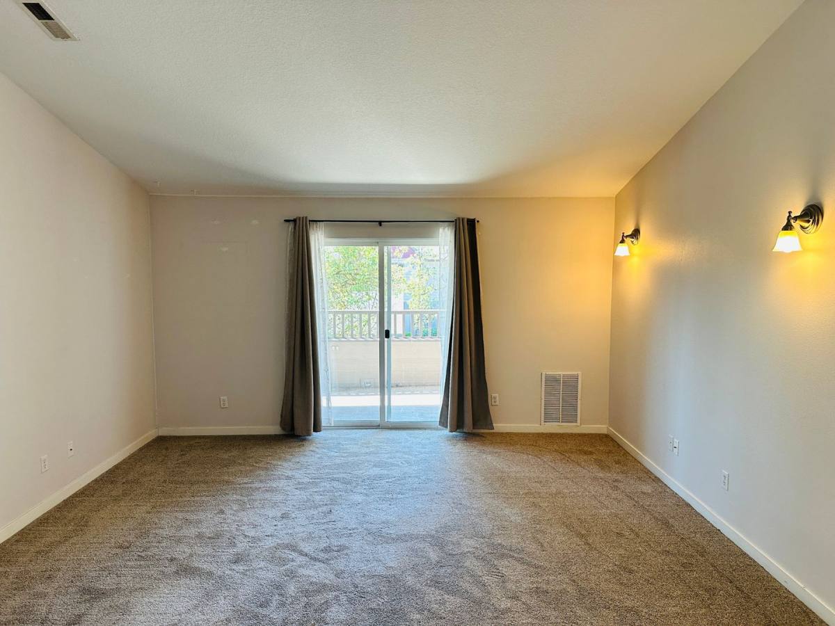 Condo for rent at 14019 NE 20th Ave #C26, Vancouver, WA 98686