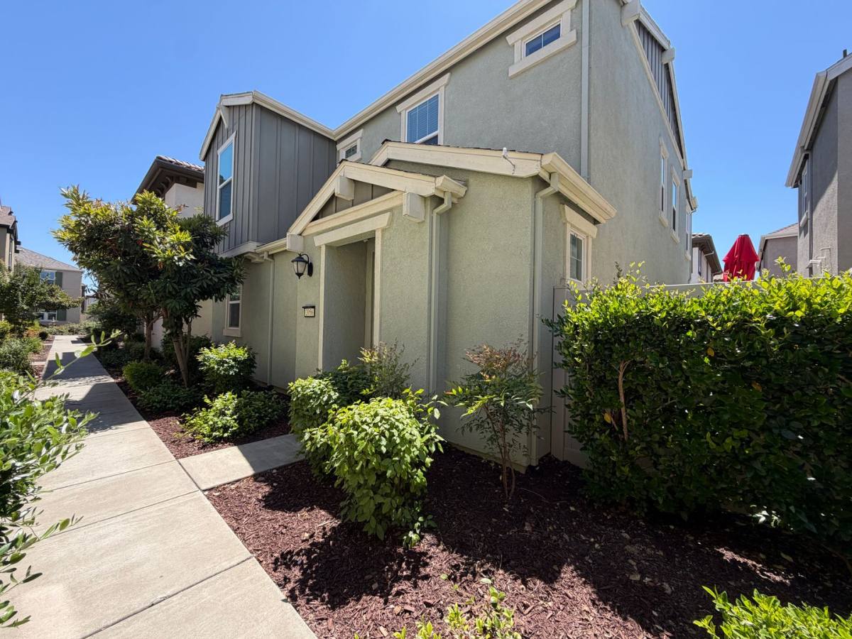 House for rent at 2056 Honey Church Place, Roseville, CA 95747