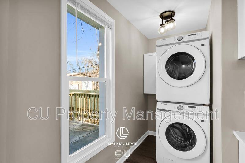 House for rent at 806 W Hill St, Champaign, IL 61820