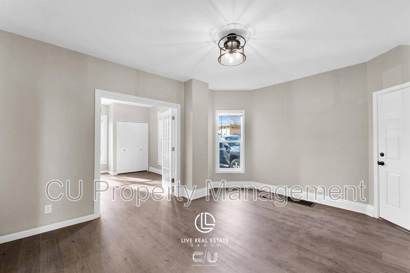 House for rent at 806 W Hill St, Champaign, IL 61820