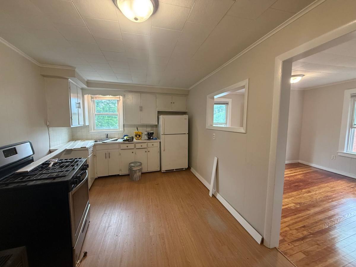 Apartment for rent at 9 Elm St, Brooklyn, CT 06234