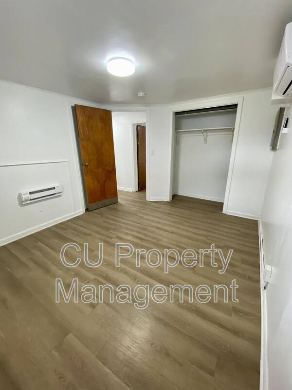 Apartment for rent at 1113 W Hill St, Urbana, IL 61801