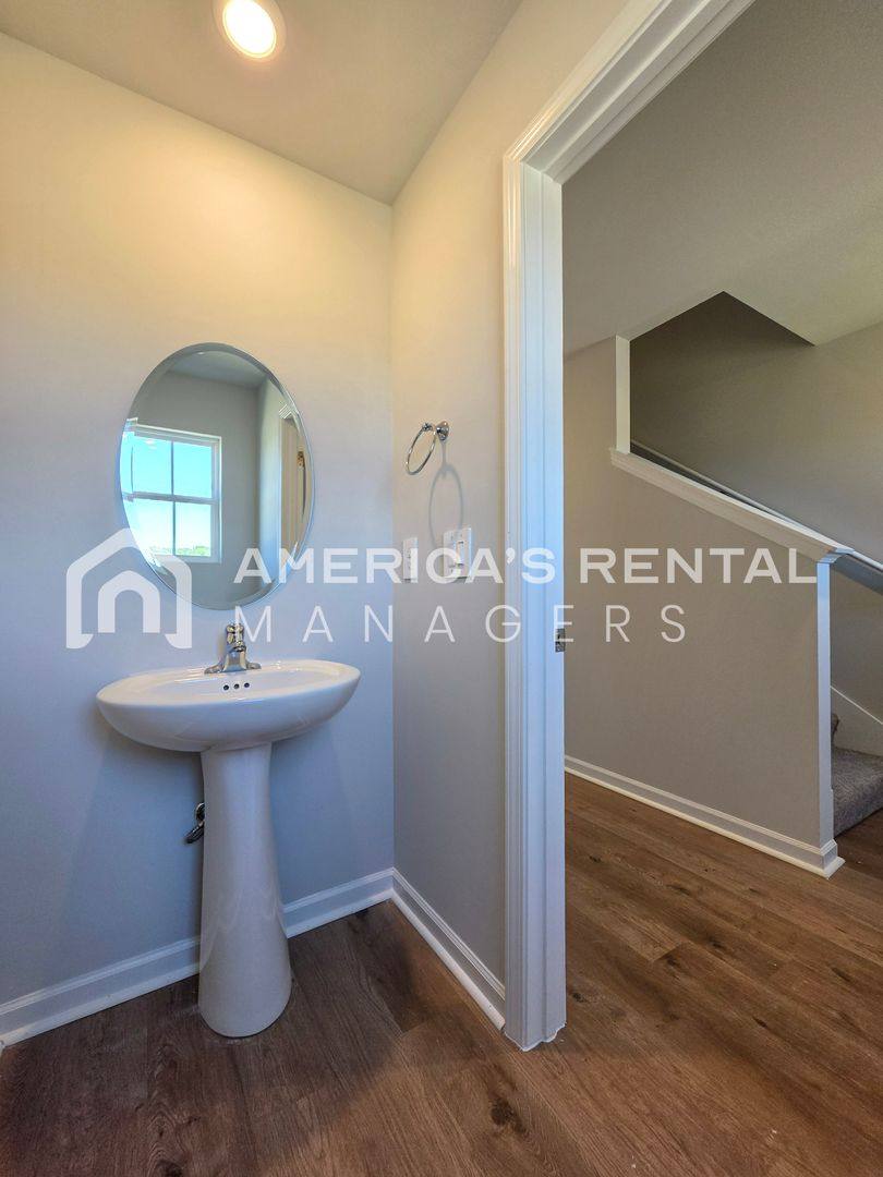 Townhouse for rent at 4111 Hudson Court, Decatur, AL 35603