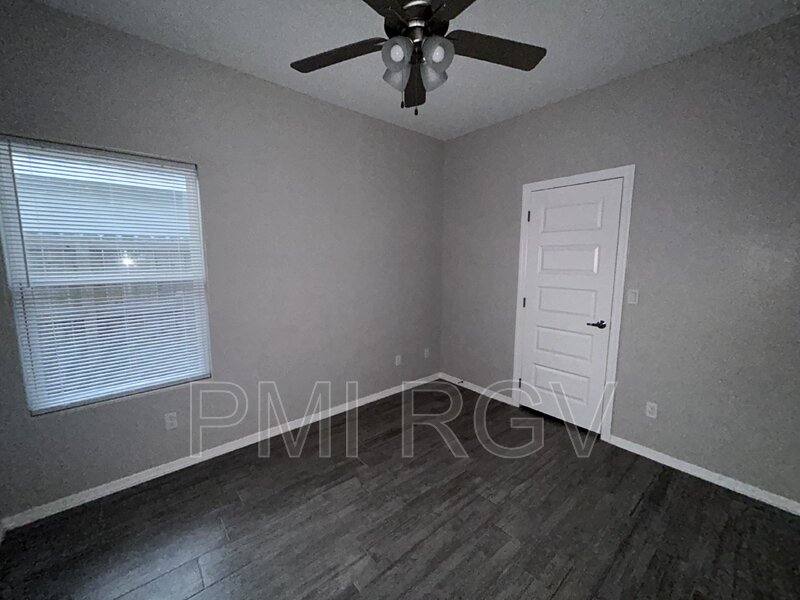 Apartment for rent at 1905 Stauffer St #1, Weslaco, TX 78596