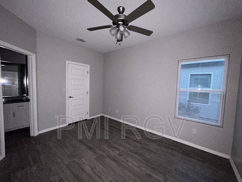 Apartment for rent at 1905 Stauffer St #1, Weslaco, TX 78596