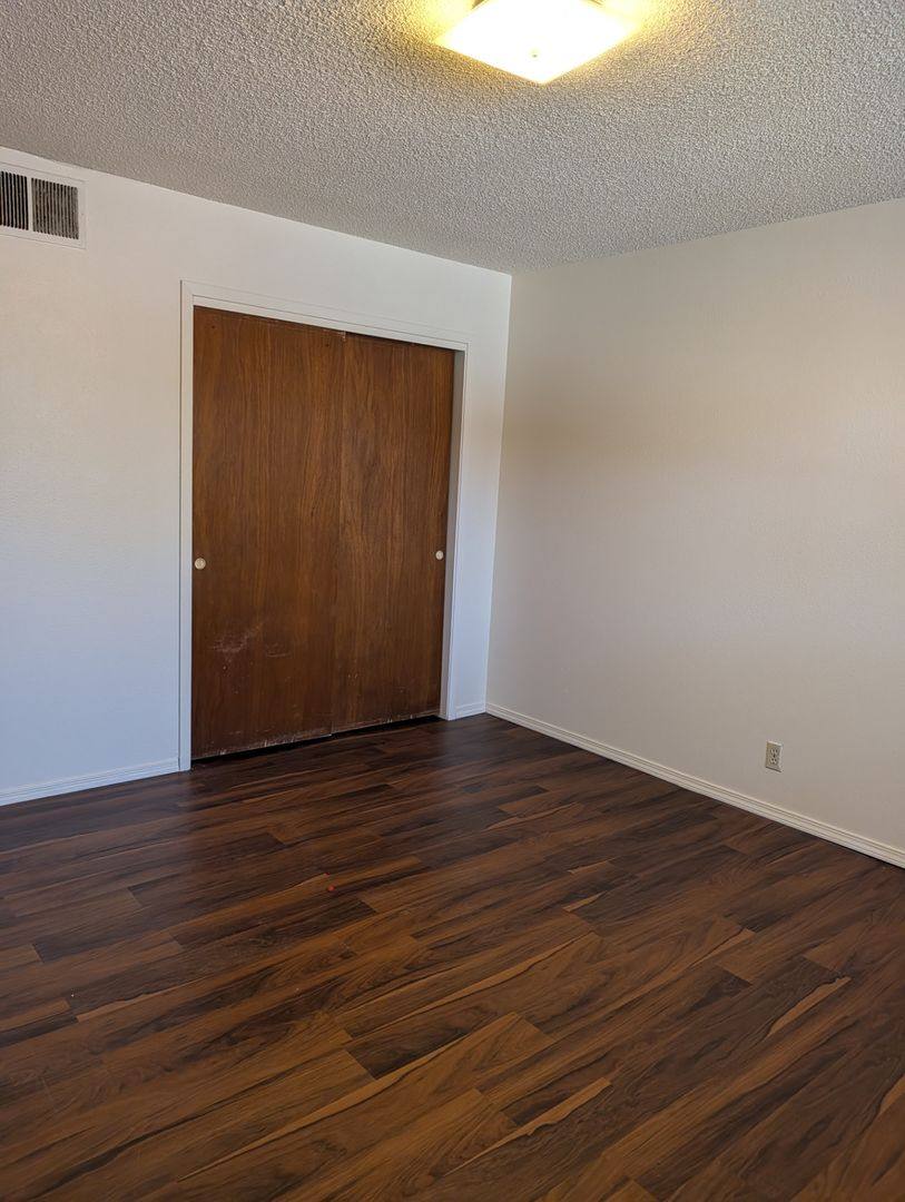 Apartment for rent at 510 - 512 Valencia Dr SE, Albuquerque, NM 87108