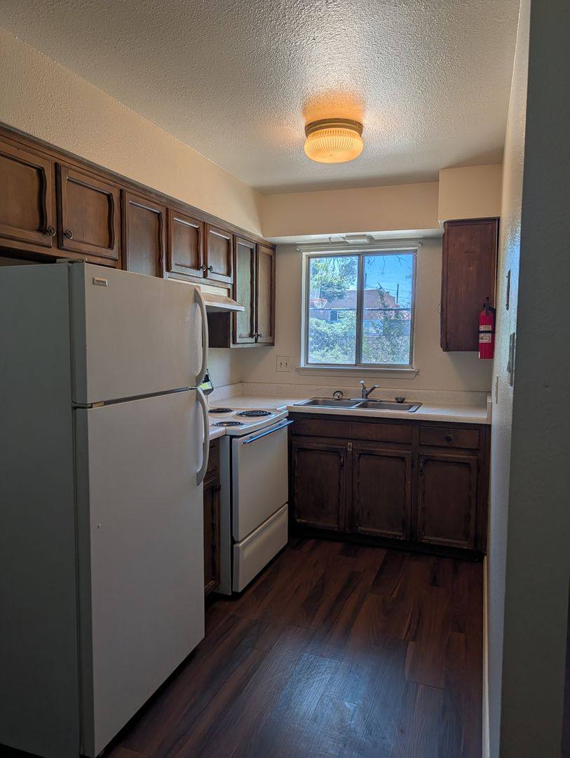 Apartment for rent at 510 - 512 Valencia Dr SE, Albuquerque, NM 87108
