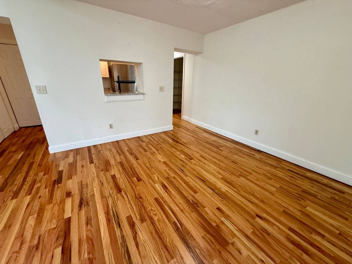 Apartment for rent at 97 School St, Putnam, CT 06260