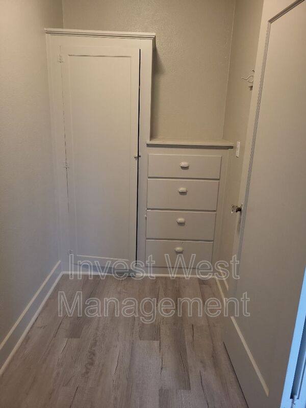 Apartment for rent at 615 NE 6 St #10, Camas, WA 98607
