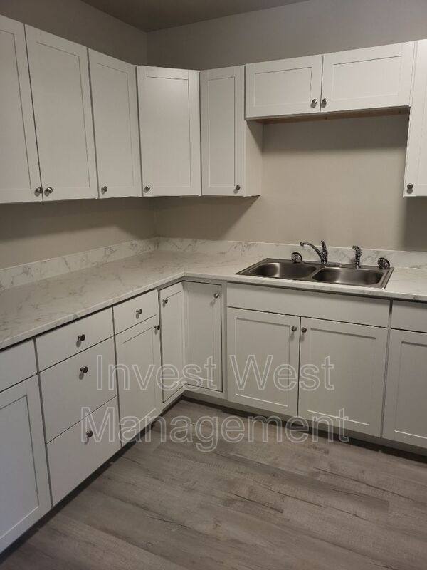 Apartment for rent at 615 NE 6 St #10, Camas, WA 98607