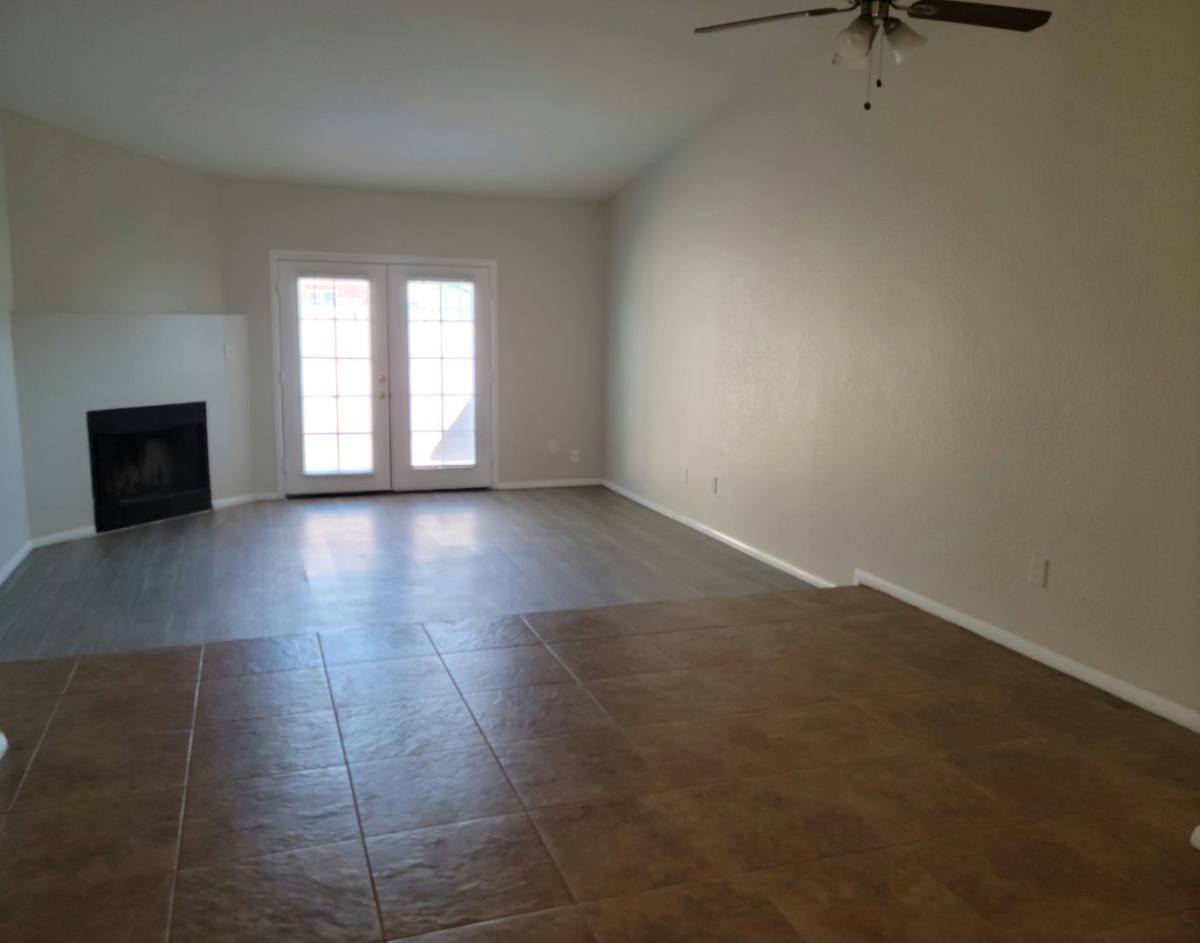 Townhouse for rent at 2426 W Earll Dr, Phoenix, AZ 85015