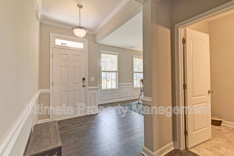 House for rent at 121 Thrush Trail, Hampstead, NC 28443