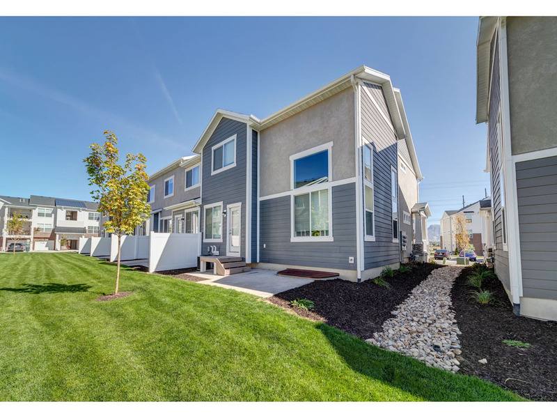 Townhouse for rent at 3645 W 2380 N, Lehi, UT 84043