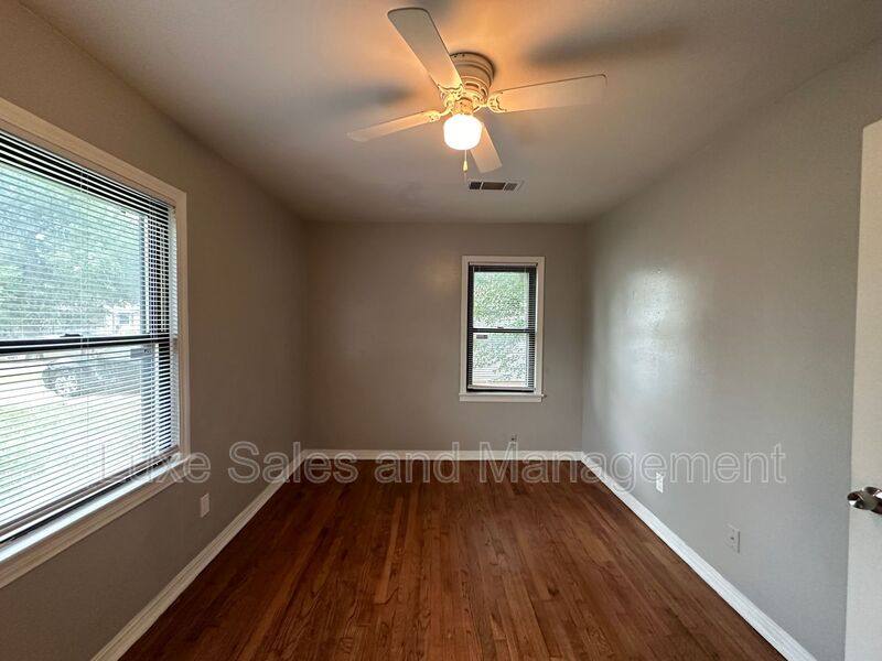 House for rent at 3409 Willow Creek Dr, Oklahoma City, OK 73110